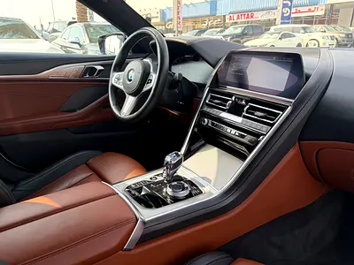 2020 BMW 8-SERIES — фото 9