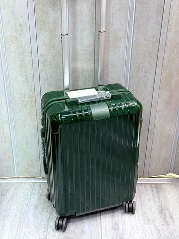 Essential travel suitcase