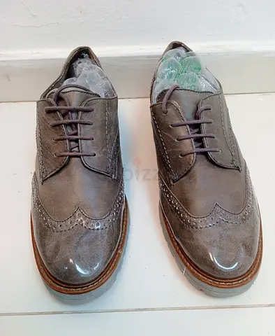 Stylish Gray Leather Shoes for Sale