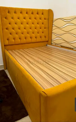 Twin Size Elegant Yellow Velvet Bed with Stylish Headboard