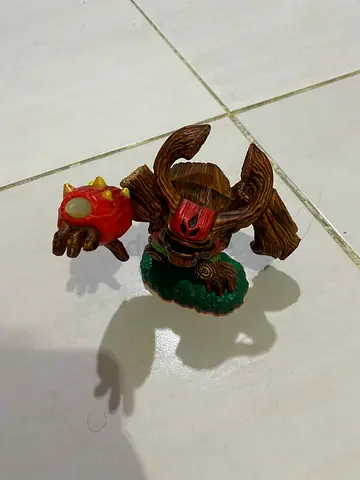 skylanders characters with the stand