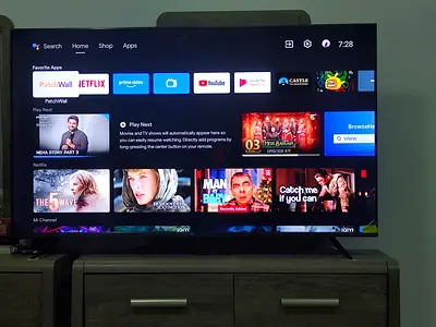 Smart LED TV with Streaming Apps