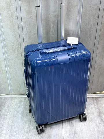 Brand new Essential travel bag