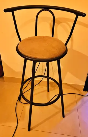 Bar / High Chair