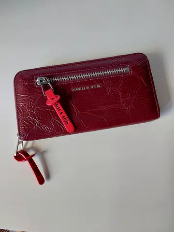 Charles  Keith Ladies wallet - Dulcie Croc-Effect Zip-Around Long Wallet