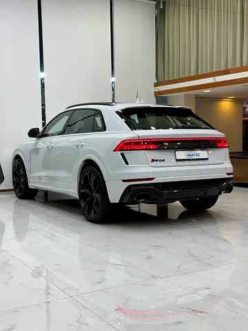 صورة 13 لـ 2021 AUDI RS Q8