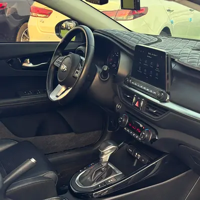 صورة 12 لـ 2019 KIA K3