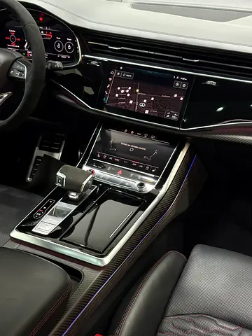 صورة 18 لـ 2021 AUDI RS Q8