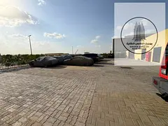 A compound for sale, owned by Arabs and with a 96-year lease for foreigners, including a walled comp