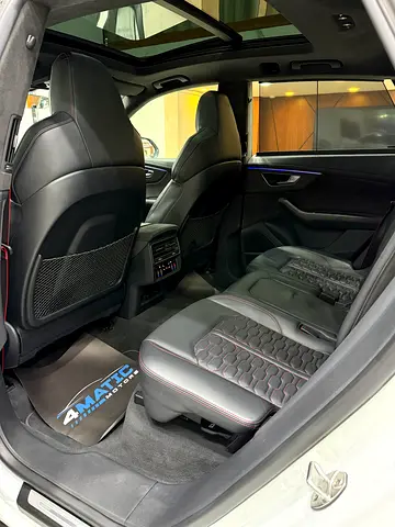 صورة 19 لـ 2021 AUDI RS Q8