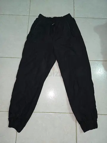 Stylish Black Track Pants for Comfortable Wear