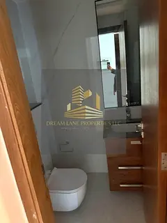 PAY 20% AND MOVE IN / EXCELLENT DEAL OF BRAND NEW READY APARTMENT NEAR SHEIKH ZAHID ROAD/ PERFECT FO