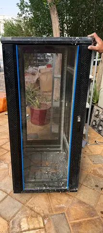 IT server big and small box