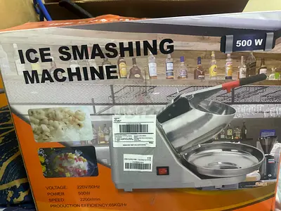 High-Performance Ice Smashing Machine for Refreshing Treats