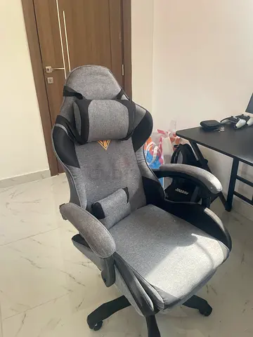 Comfortable Gaming Chair in Grey