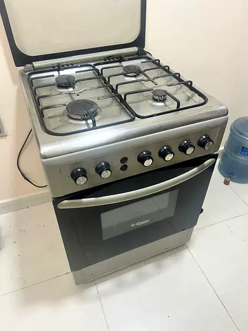 Good condition cooking range Urgent sale