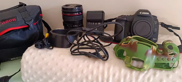 CANON D5 M3 Camera Accessories Bundle