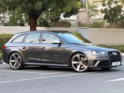 صورة 5 لـ 2016 AUDI RS4