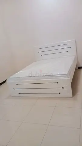 New Model queen size Bed wirh medical matters for Sale !