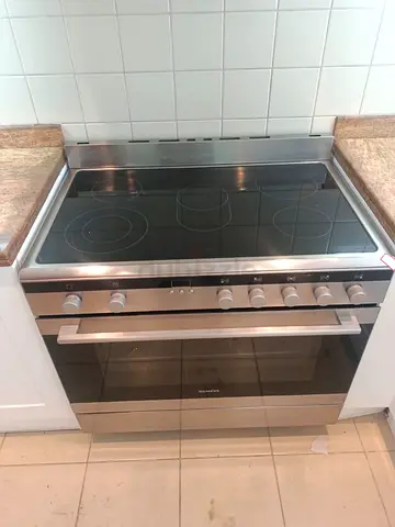 Siemens latest model Electric top ceramic cooker deliver+ warranty