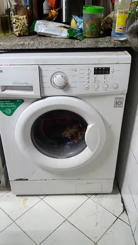 LG washing machine for sale @ 225 AED