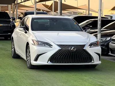 صورة مصغرة 2 لـ 2021 Lexus ES-SERIES