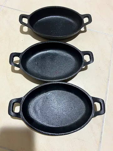 Castiron pan 17cms