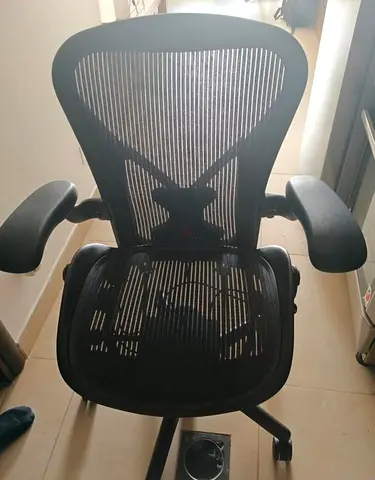 Herman Miller Areon Classic Chairs For Selling