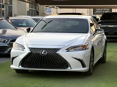 صورة مصغرة 3 لـ 2021 Lexus ES-SERIES