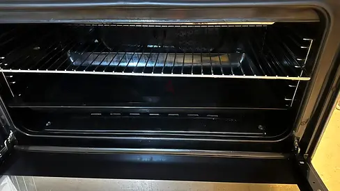 Spacious Oven for Your Cooking Needs