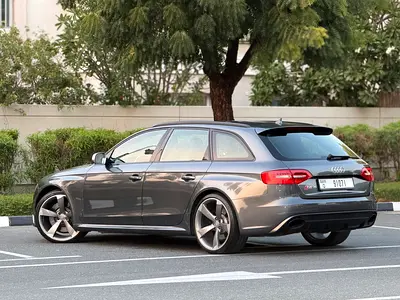 صورة 6 لـ 2016 AUDI RS4
