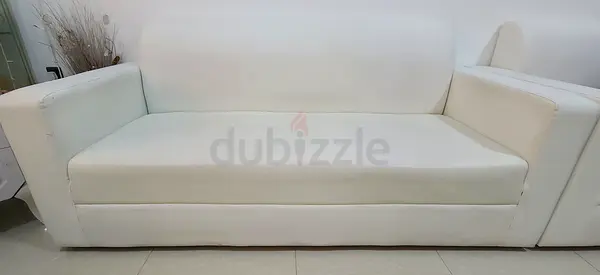 7 Seaters Sofa White Colour For sale in Ajnan