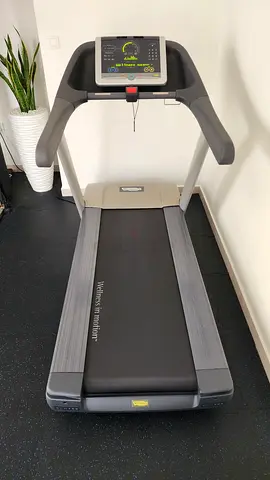 Technogym Excite Run 700 Treadmill