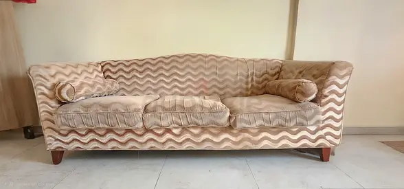 Comfortable 3-seater Sofa