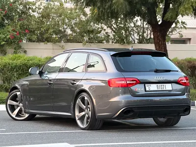 صورة 9 لـ 2016 AUDI RS4