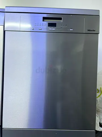 Miele Dishwasher Freestanding Three racks