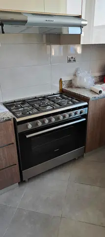 Siemens brand gass cooker size 90/60cm for sale