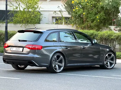 صورة 8 لـ 2016 AUDI RS4