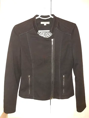 Black short cozy jacket for ladies.