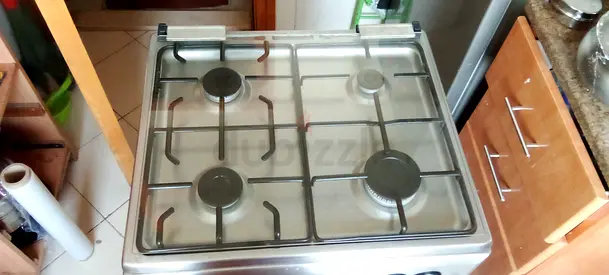Cooking range