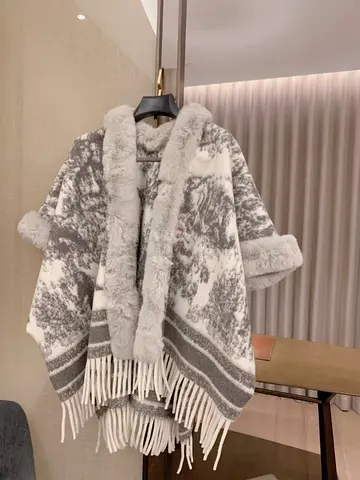 Christian Dior Poncho 30 Montaigne Houndstooth.