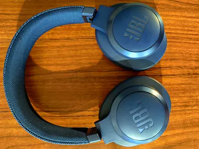 JBL Live 660NC Wireless Noise Cancelling Headphones – Excellent Condition