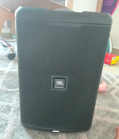Jbl eon all compact portable and rechargable  speaker for dj or keyboard player