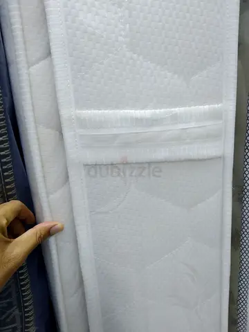 Pillow top mattress selling. New mattress with top foam. All times delivery available