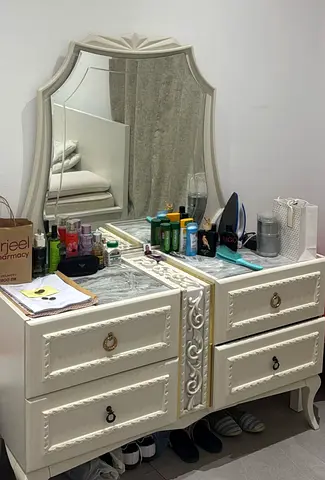 Dresser with mirror