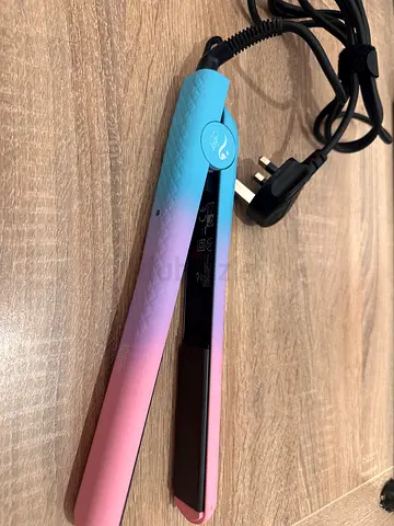 Fay hair pro Hair straightener