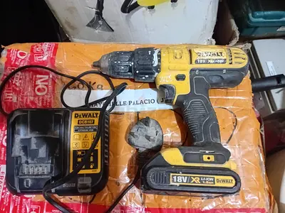 dewalt drill 18 v