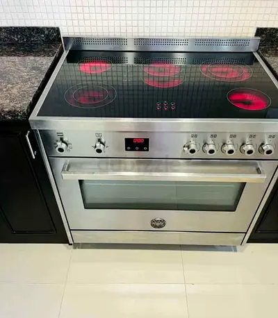 Bertazzoni 5 Eyes Full Electric Ceramic Cooker Range Size 90cm