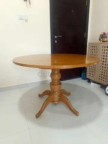 Folding Round Table