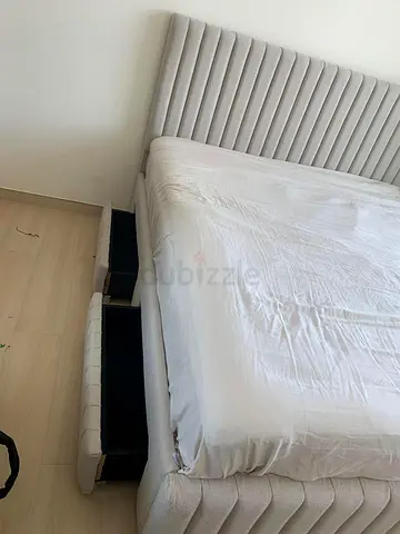 Brand New Luxury King Size Fully Customisable Bed with 2 Drawers